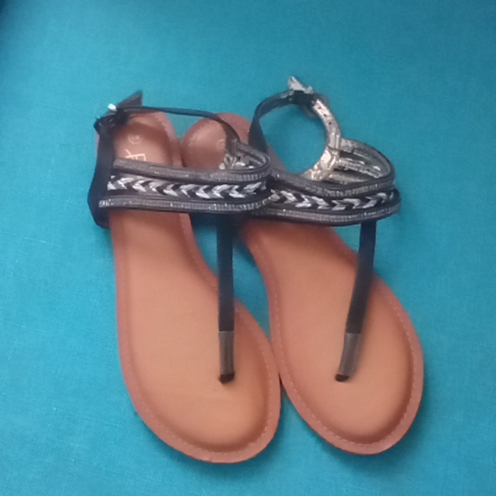 Women's Palms sandals sz 6M